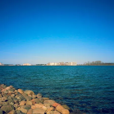 Arenz, Steinwarder 35 - 5 -19 *